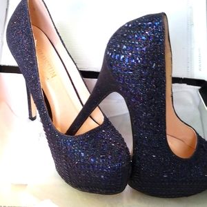 Women's shoes